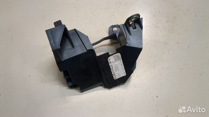 Кронштейн Volkswagen Tiguan, 2020