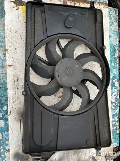 Вентилятор диффузор охлаждения форд фокус 2