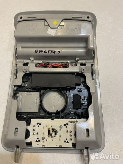 Фонарь салонный Фольксваген джетта 5