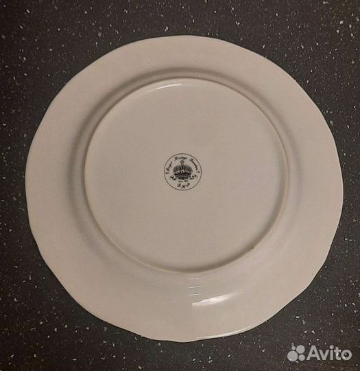 Тарелки Royal Heritage Porcelain