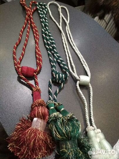 Подхваты для штор, Испания