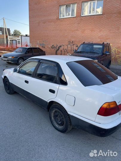 Toyota Sprinter, 1999