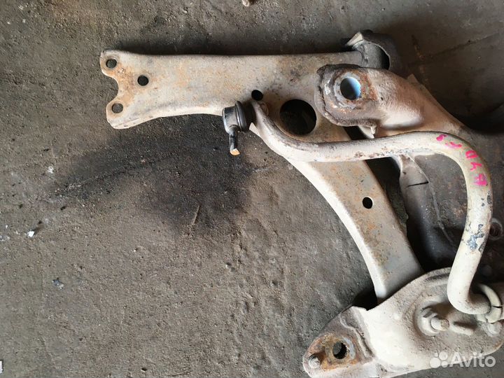 Рычаг подвески передний левый (BYD F3)