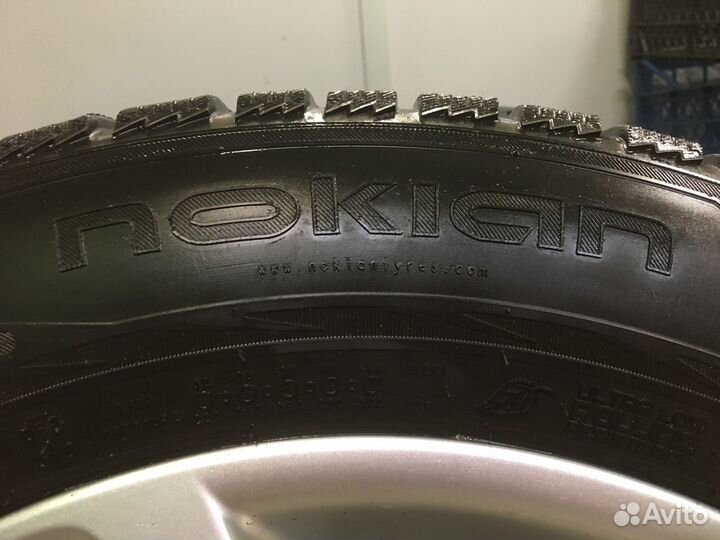 Nokian Tyres Hakkapeliitta R2 SUV 225/60 R17 99R