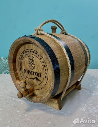 Дубовые бочки люкс с индивидуальной гравировкой