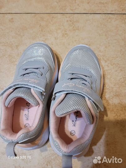 Кроссовки для девочки 25 размер