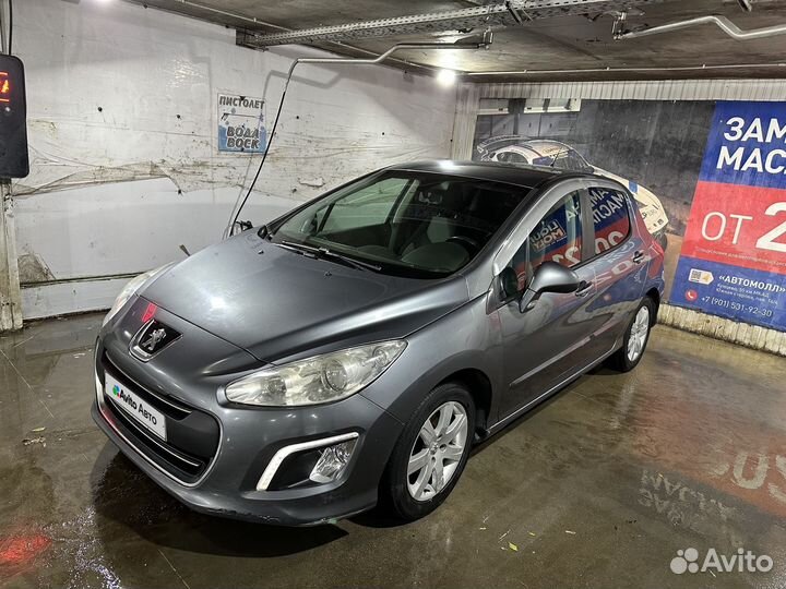 Peugeot 308 1.6 AT, 2011, 126 500 км