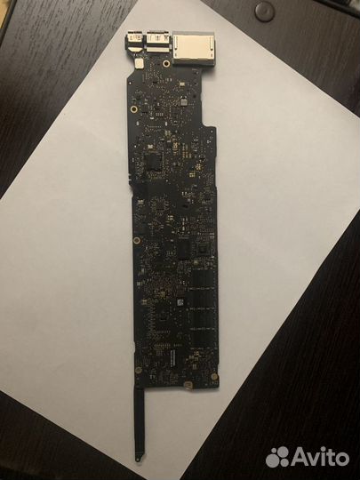 Материнская плата macbook air 13 а1466 на запчасти