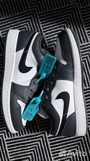 Кроссовки Nike Air Jordan 1 Low оригинал