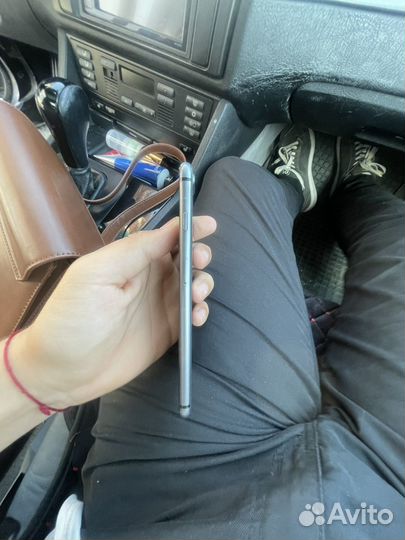 iPhone 8 Plus, 64 ГБ