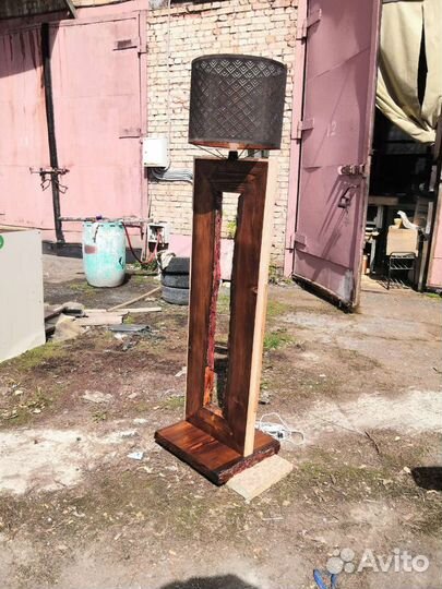 Торшер напольный