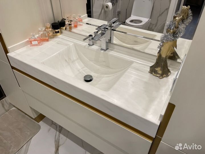 Столешница, раковина из искусственного камня