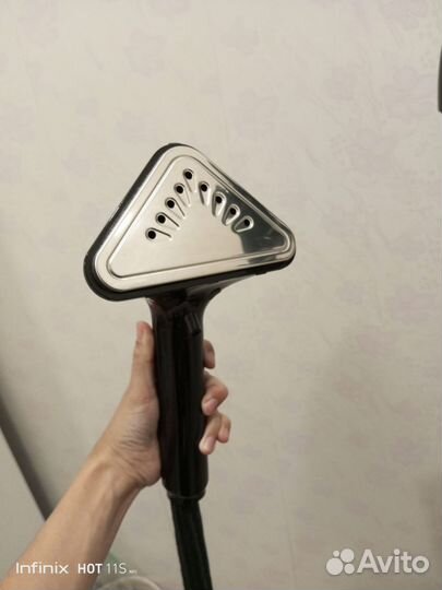 Отпариватель для одежды вертикальный