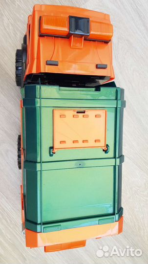 Мусоровоз Nordplast