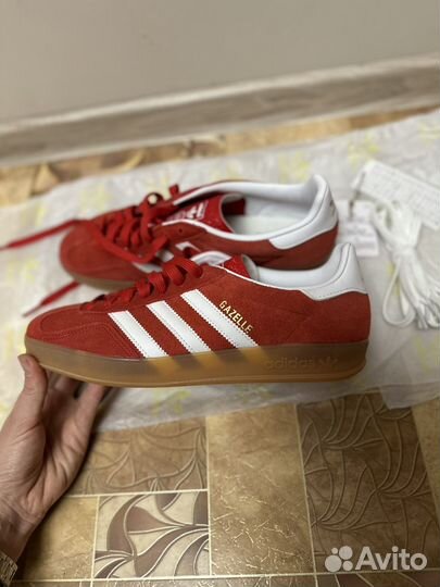 Кроссовки adidas Originals Gazelle Indoor красные