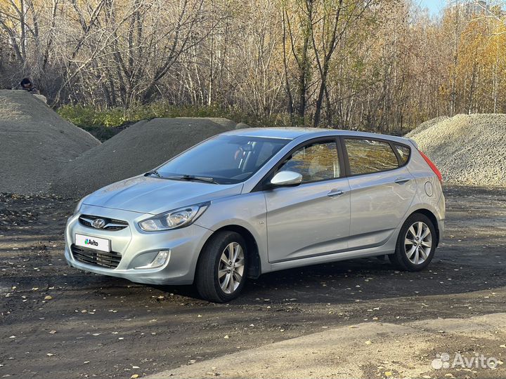 Hyundai Solaris 1.6 AT, 2012, 99 000 км