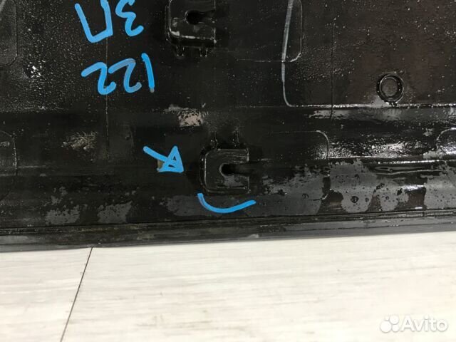 Накладка задней двери правая KIA sorento 2 2.4 ат