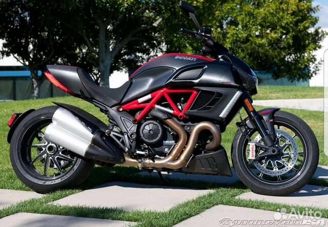 Ducati Diavel карбон