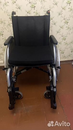 Коляска инвалидная