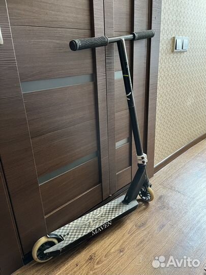 Трюковой самокат