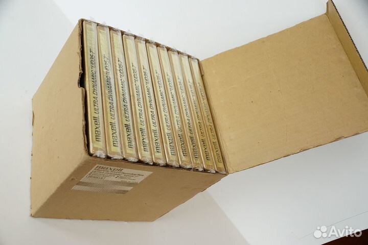 Maxell UD 35-7 UD35-7 магнитная лента 550м. Новая