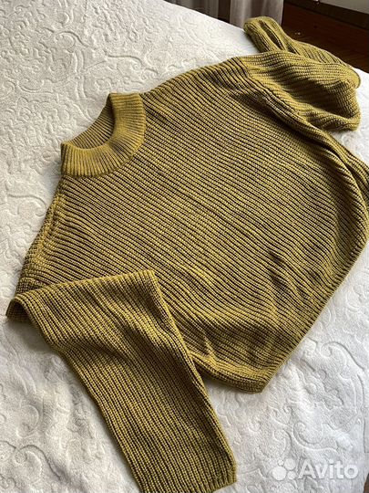 Свитер женский