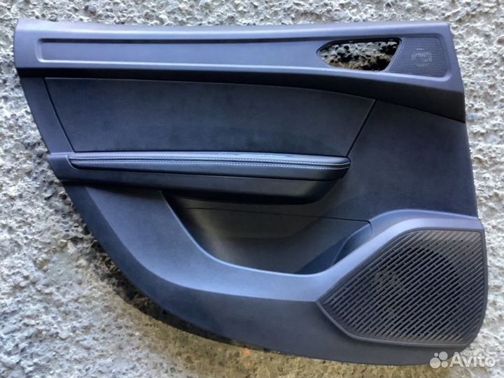 Обшивка двери задняя левая Renault Arkana пробег