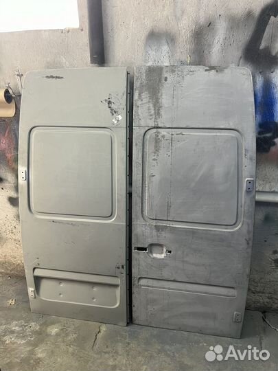 Рем Комплект Двери задние Мерседес Сприртер