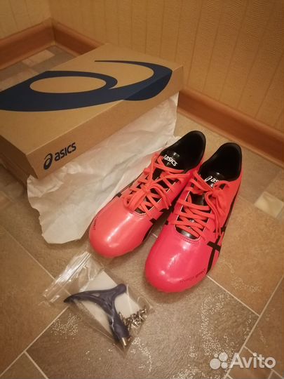 Шиповки для бега asics