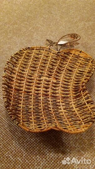 Фруктовница плетеная новая