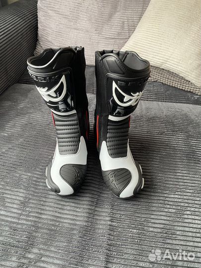 Мотоботы Berik Donington