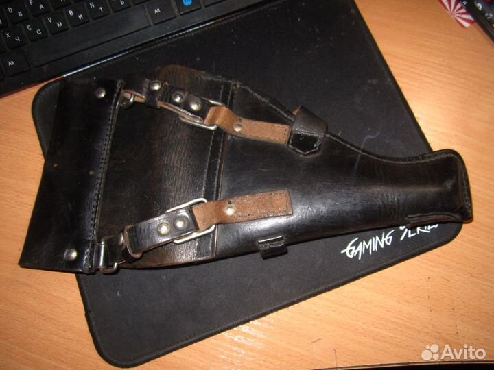 Кобура для пистолета кожаная