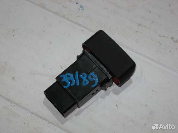 Кнопка аварийной сигнализации Ssang Yong Rexton I