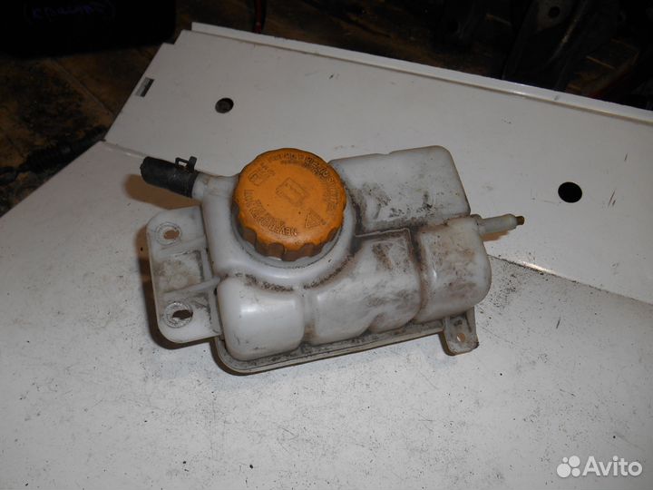 Расширительный бачок с крышкой Chevrolet Aveo T250