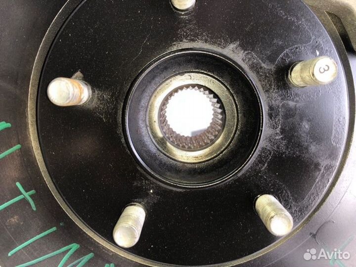 Ступица передняя левая Nissan Altima QR25 2014