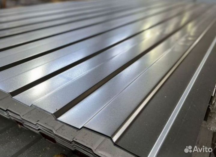 Профилированный лист. Профнастил для ворот и забор