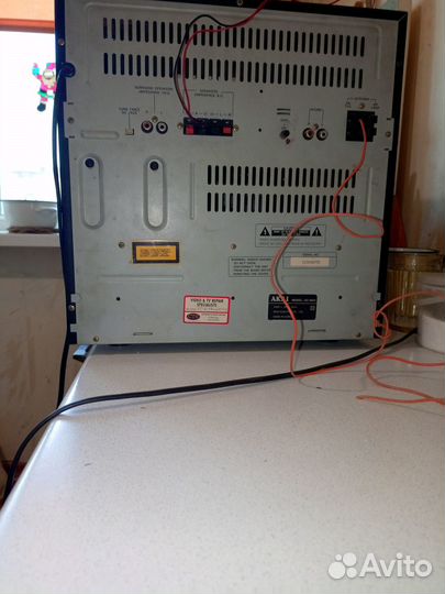 Музыкальный музыкальный центр akai AC-M83