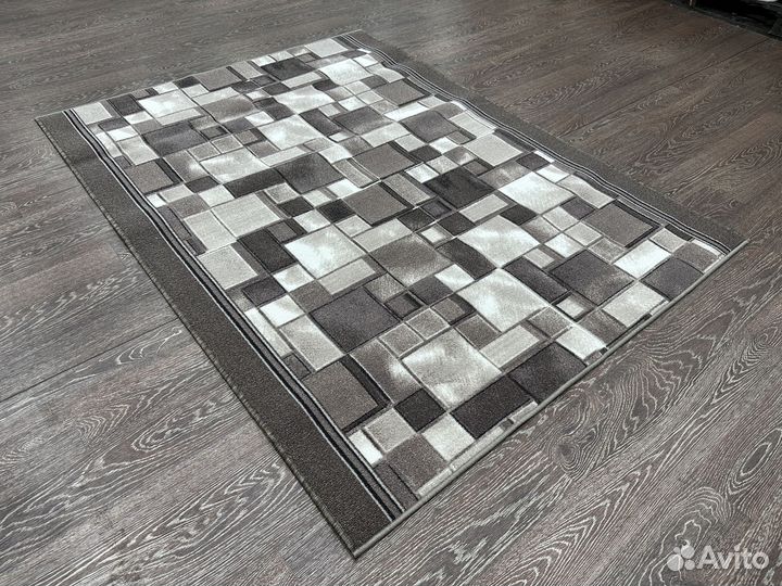 Палас 1.5х1.85м