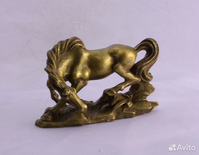 Лошадь - Китайская статуэтка из Бронзы, RU* 66-3