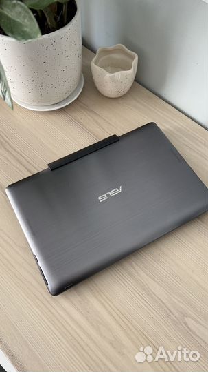 Ноутбук - трансформер Asus transformer
