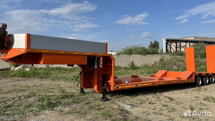 Полуприцеп трал (тяжеловоз) Авиком 98713-04 с ломаной рамой, 2023
