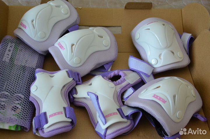 Раздвижные роликовые коньки и защита