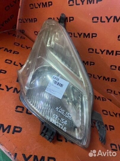 Фара правая Toyota Ractis SCP100 2SZ-FE