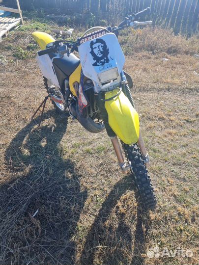 Suzuki RMX