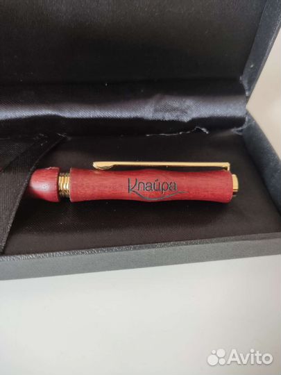 Ручка шариковая подарочная