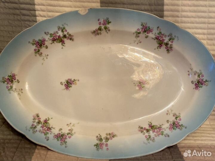 Блюдо большое, тяжелое, размер 55на 37 см, не знаю