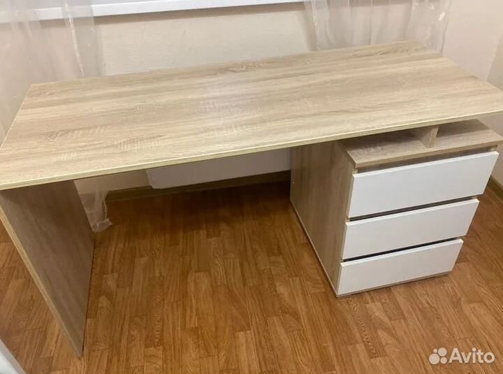 Стол письменный Кайт отличное качество