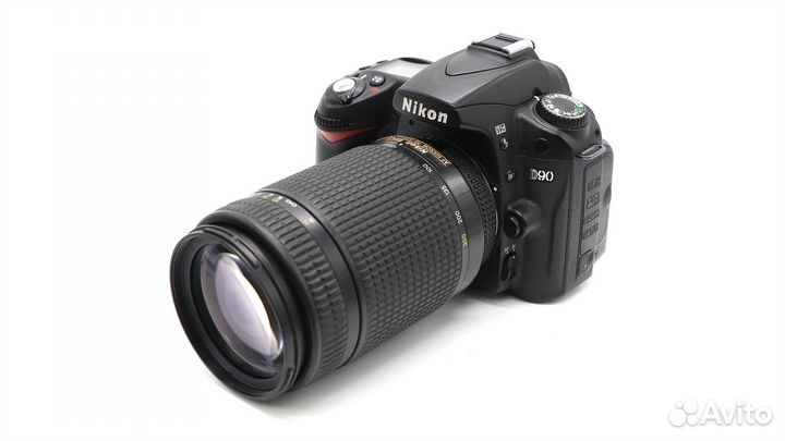 Nikon D90 kit 70-300mm f/4-5.6D ED-IF AF Nikkor