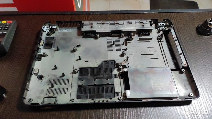 Поддон ноутбука Samsung R525