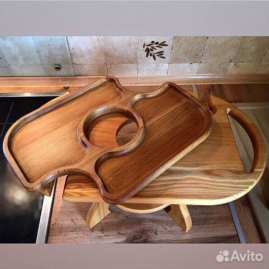 Столик винный,Винница дерево